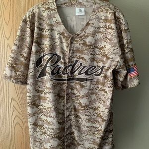 Men’s Padres jersey